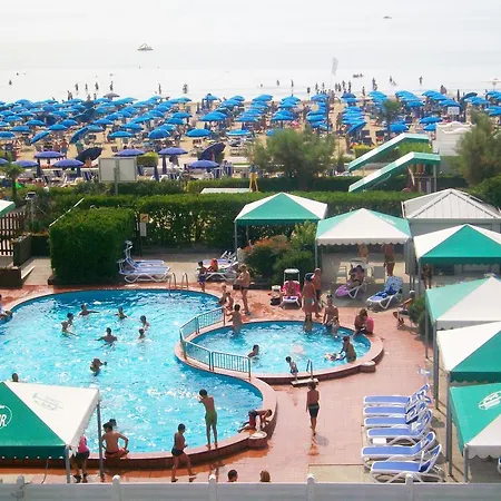 Caravelle&minicaravelle 3* לידו די ג'סולו
