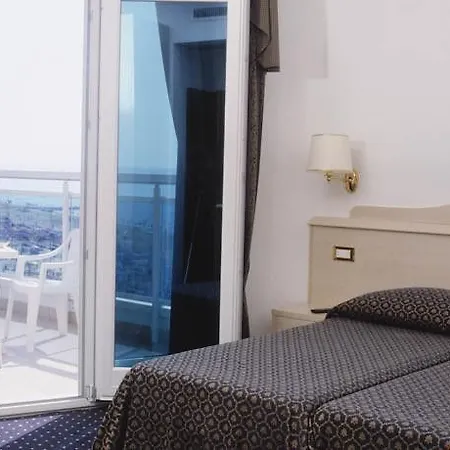 فندق Caravelle&minicaravelle 3*